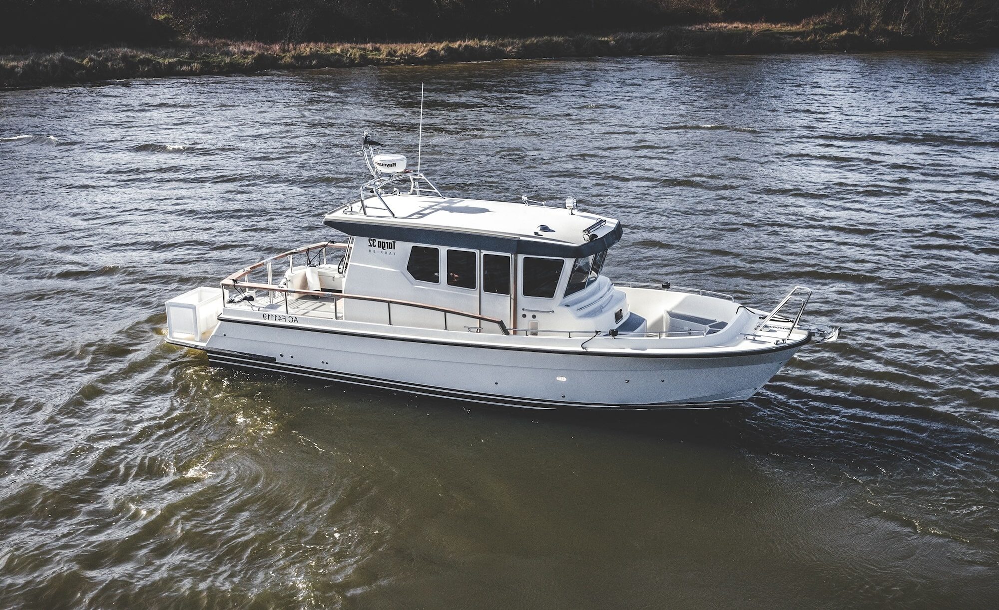 Targa 32 TF Preview Image