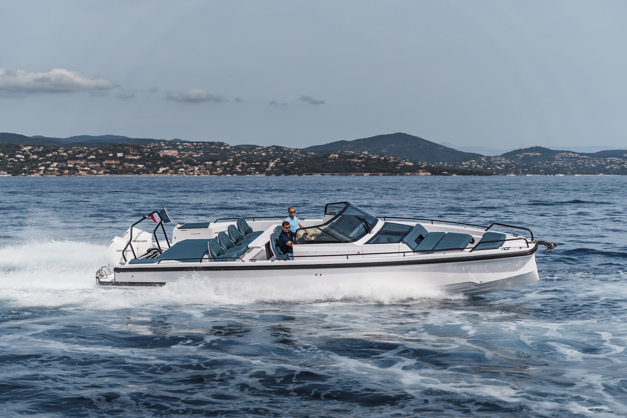 Axopar 37 Boat Preview Image