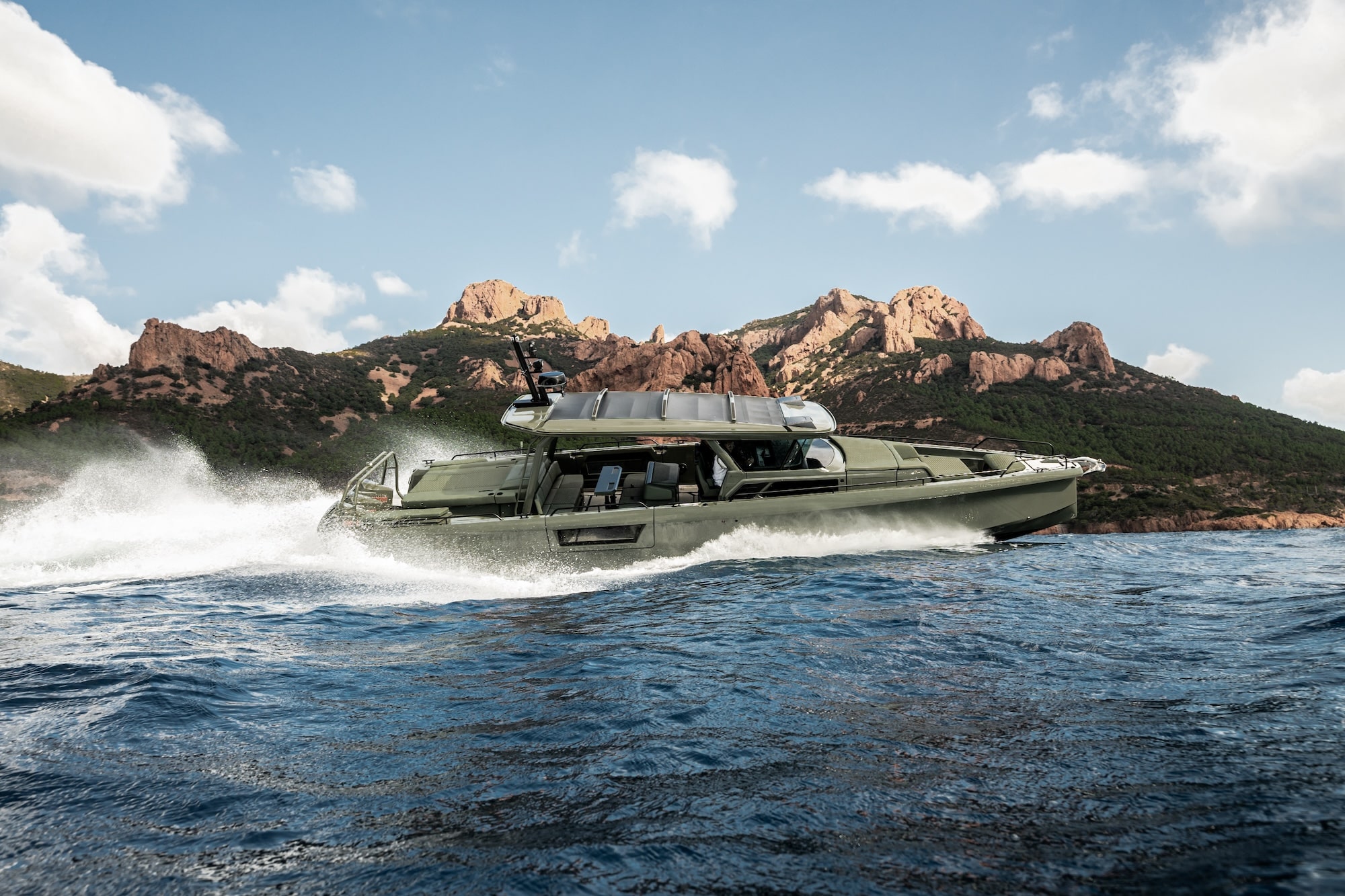 Brabus Shadow 1500 Preview Image