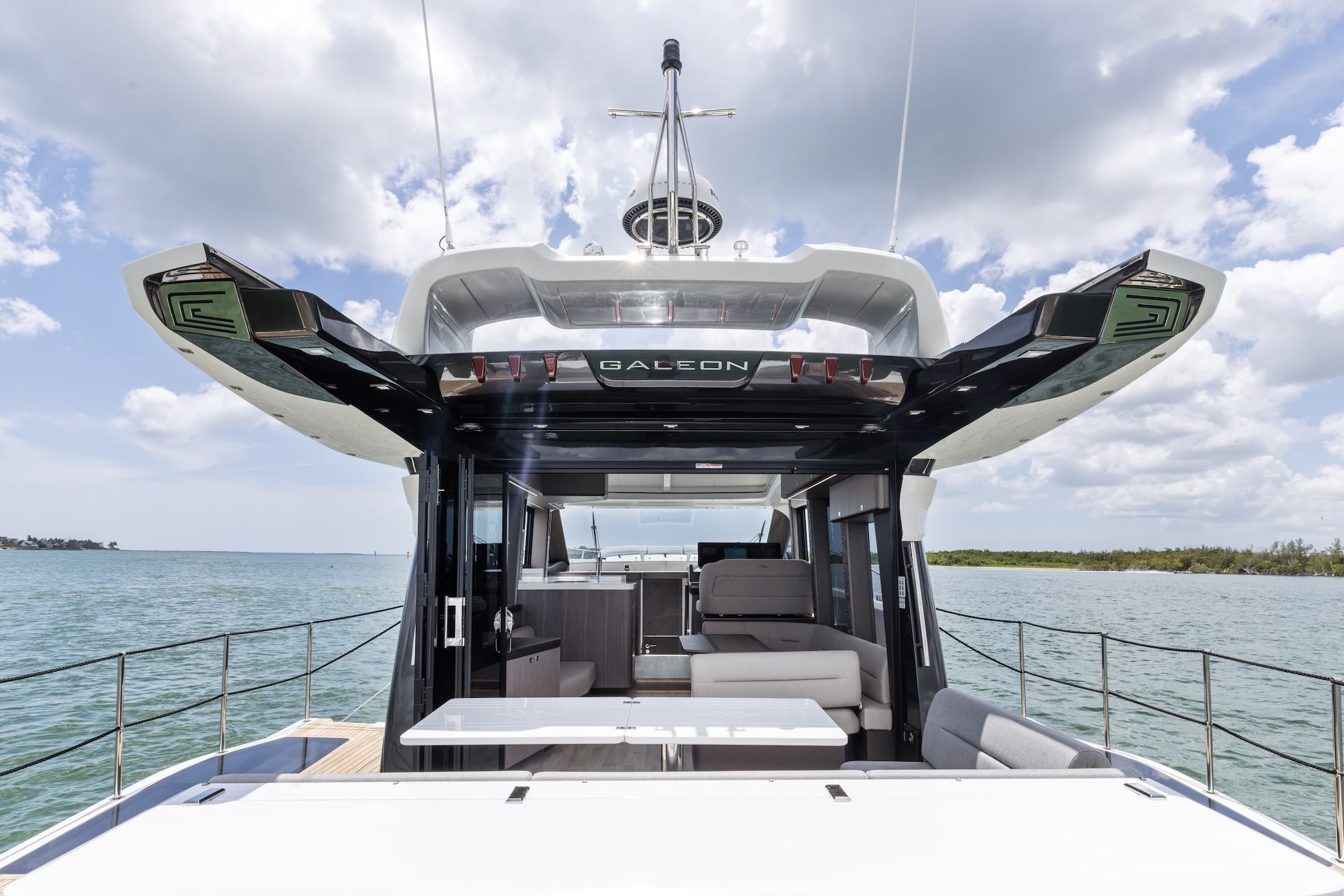 Galeon Hardtop 450 Preview Image