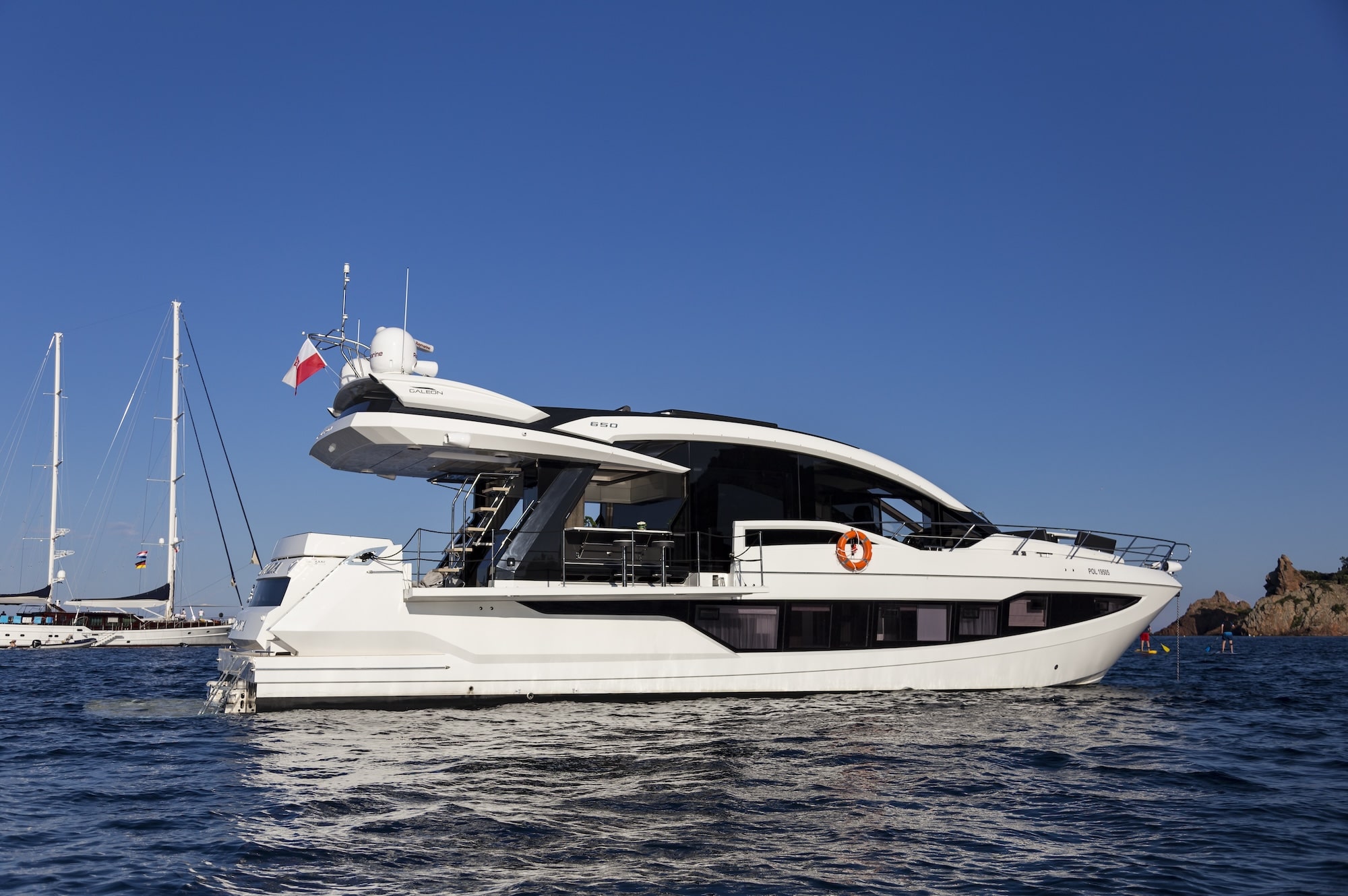Galeon Skudeck 650 Preview Image