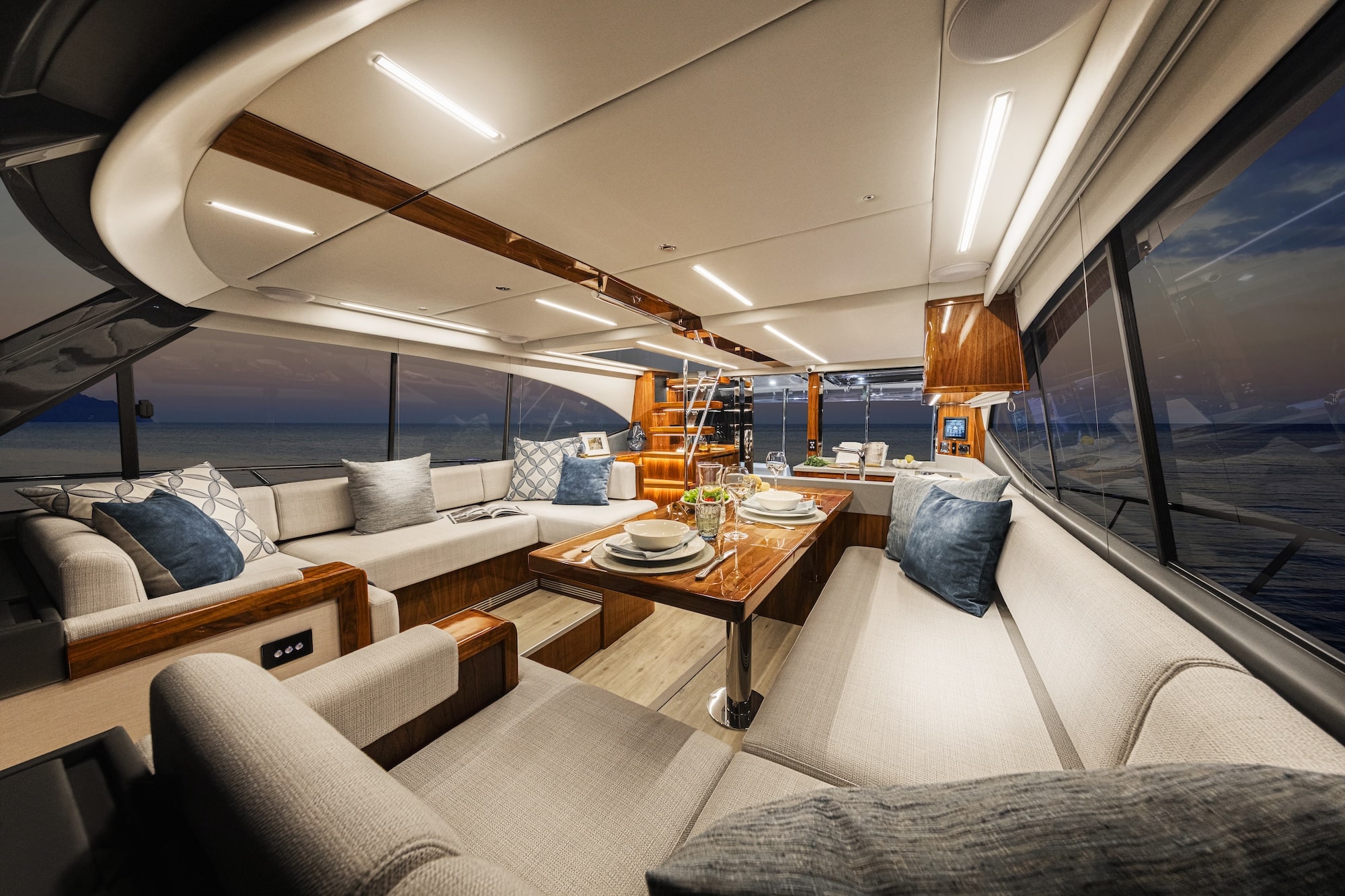 Riviera 50 Sports Motor Yacht Preview Image