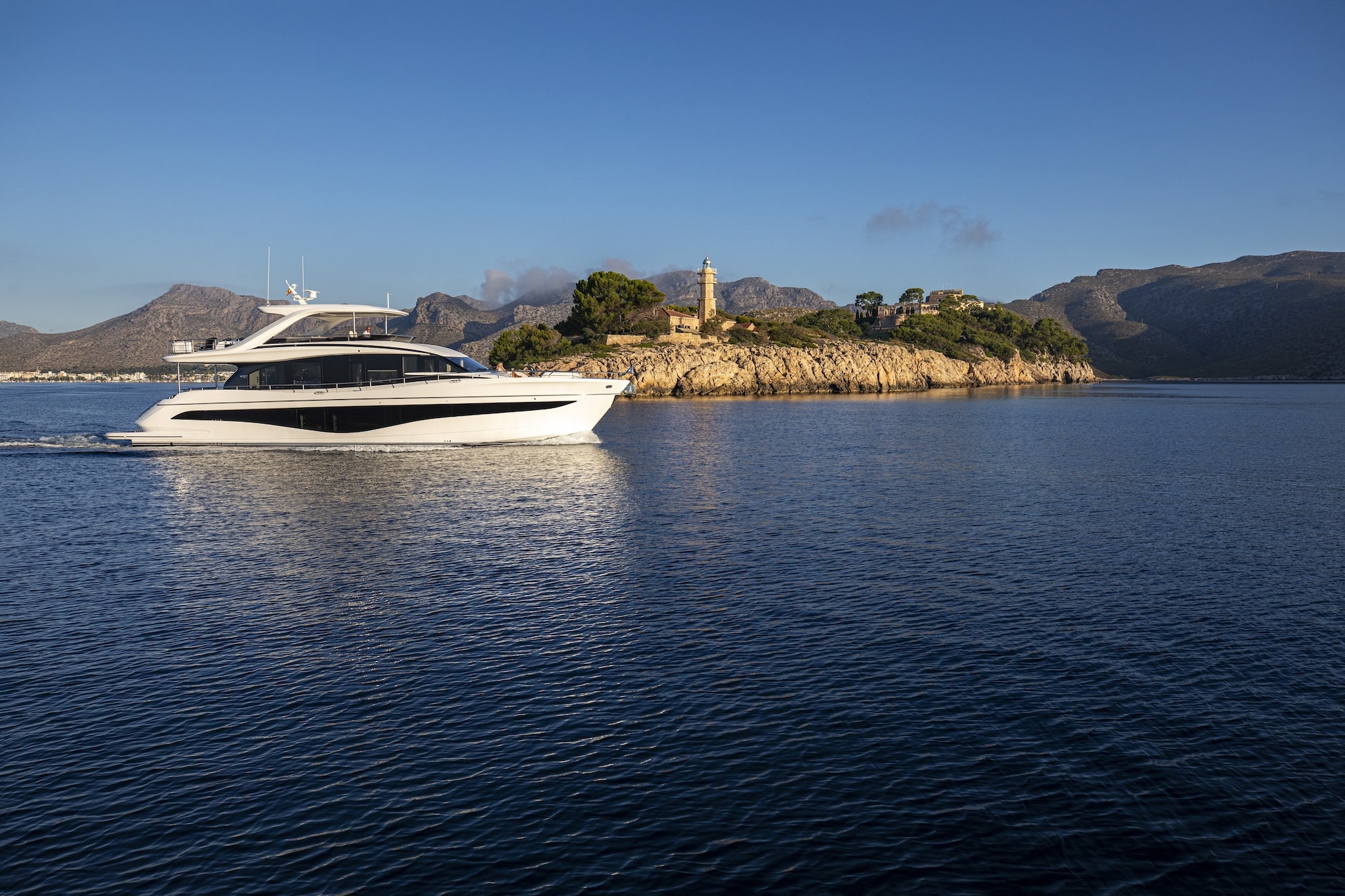 Princess Y80 Boat Preview Image